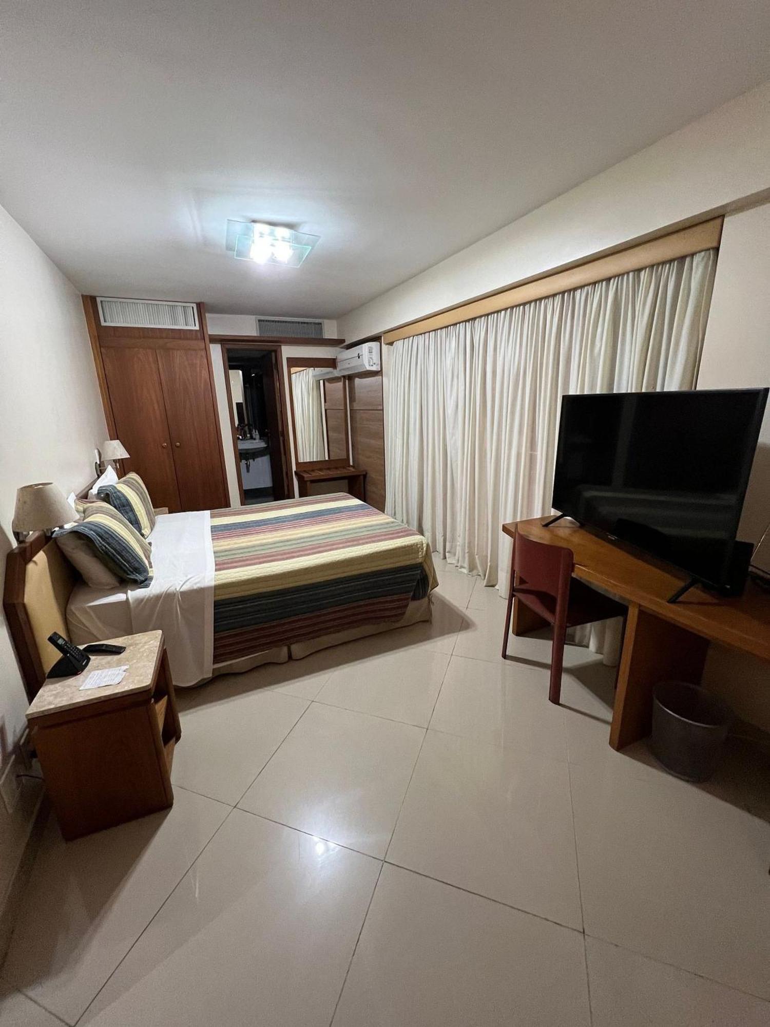 Flat Ipanema - Vieira Souto 500 Apartment Rio de Janeiro Exterior photo